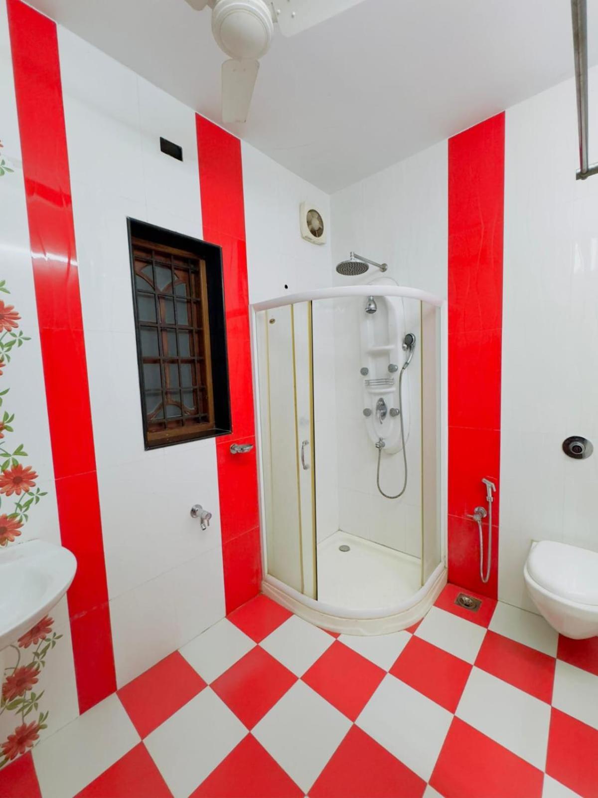Dream Palace Alappuzha Luaran gambar